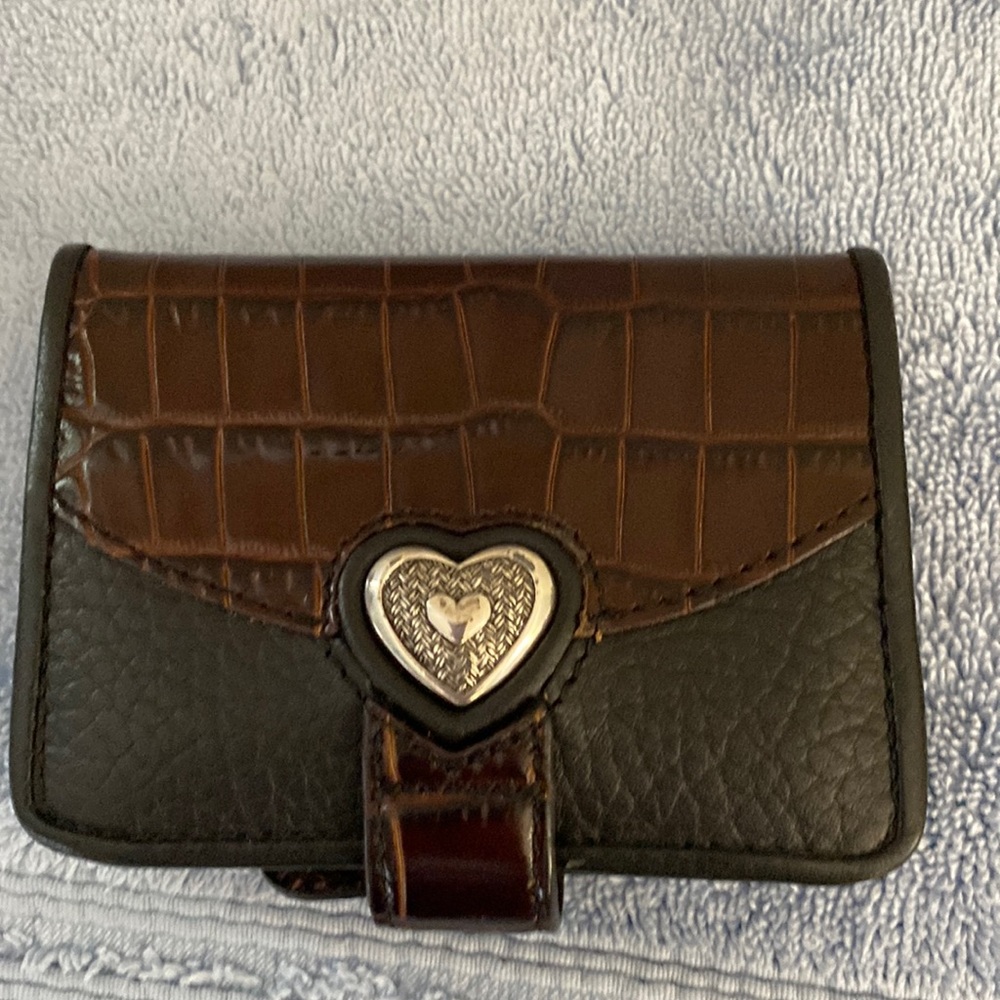 Brighton wallet